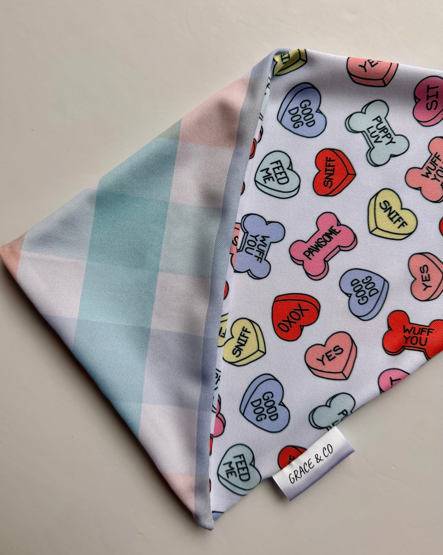 Pup Candy Hearts: 2 in 1 Pup Bandana
