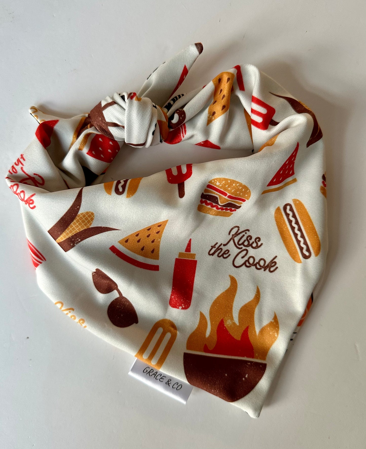 Drinking Buddy, 2 in 1 Dog Bandana