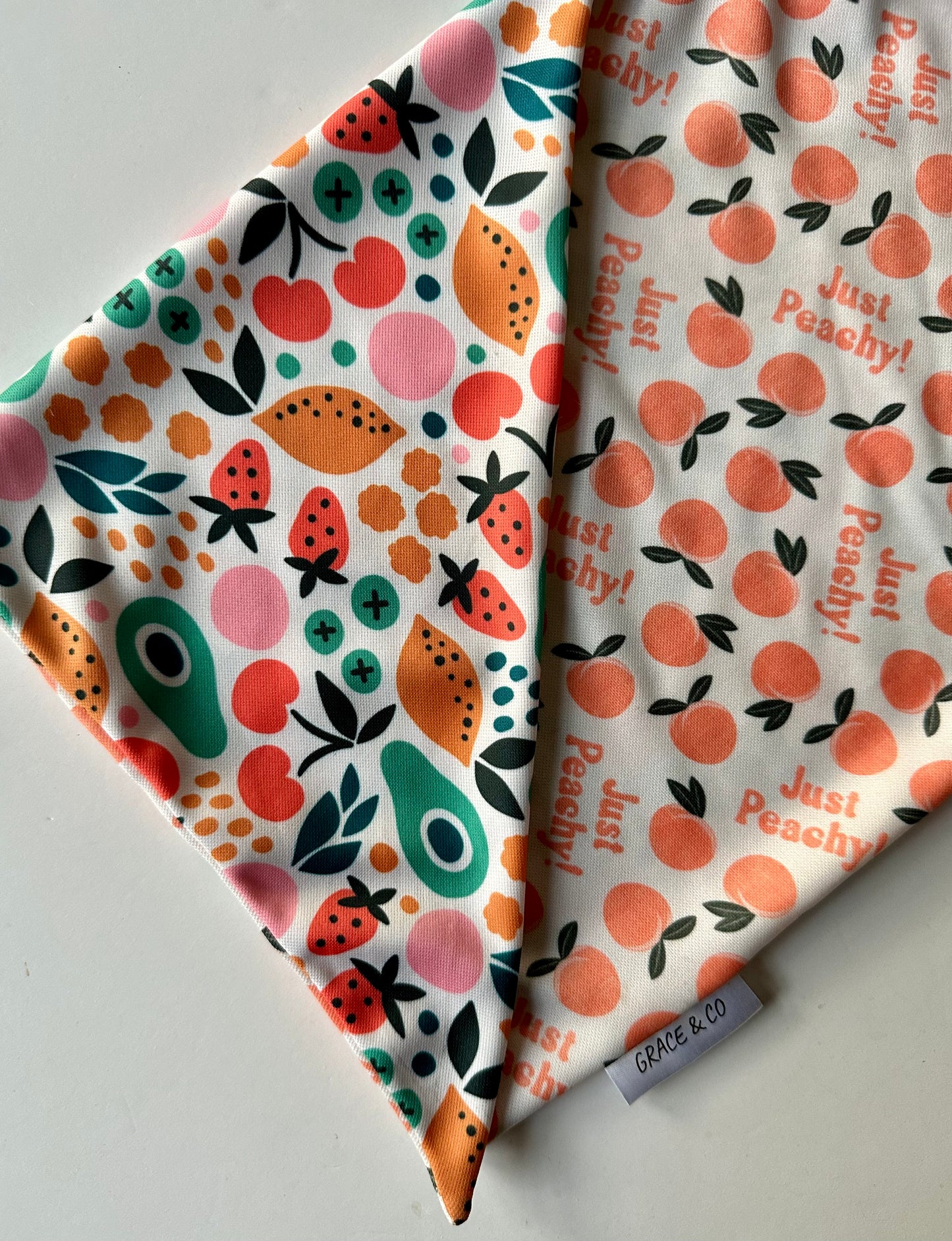 Just Peachy, 2 in 1 dog bandana: water resistant